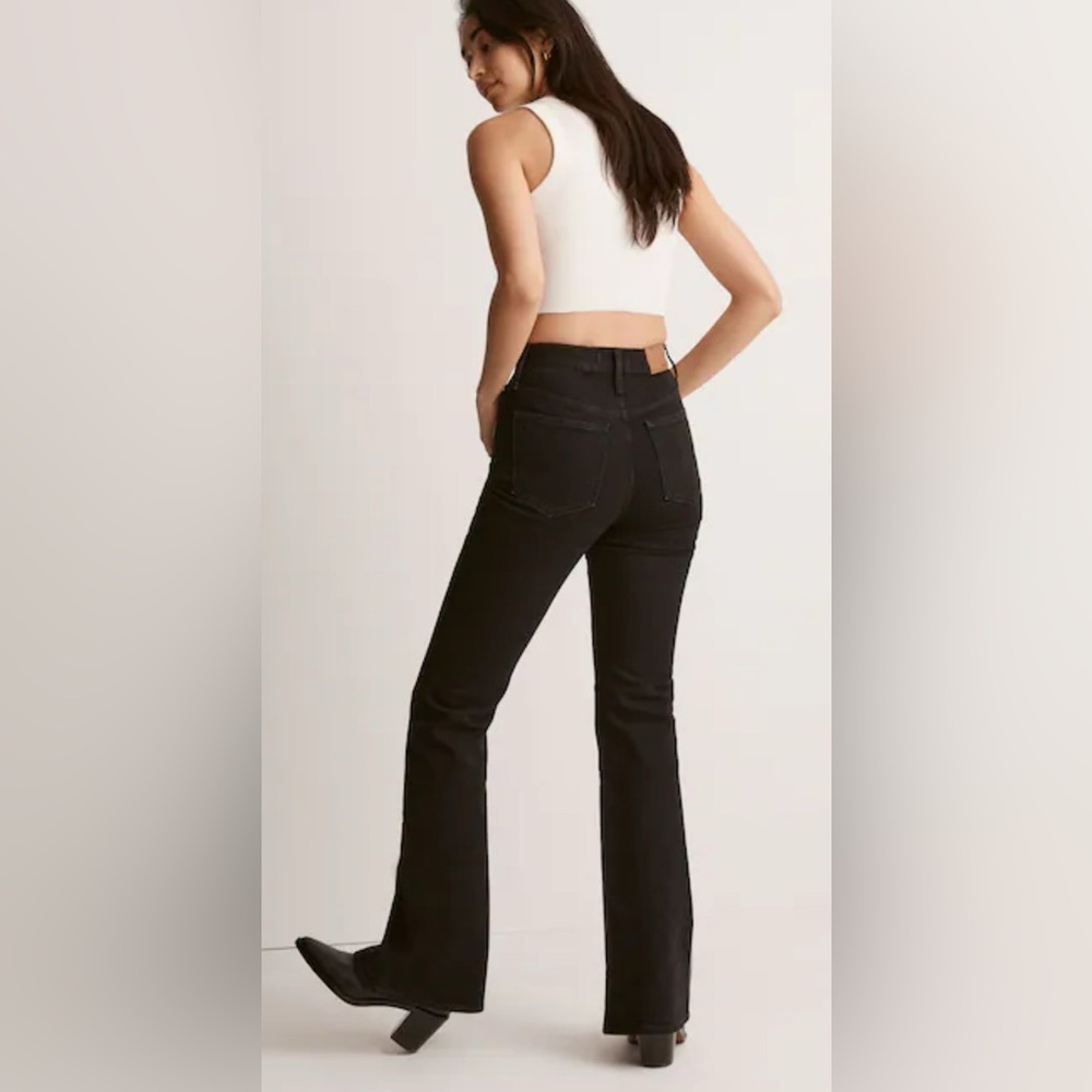 Madewell The Vintage Flare Jean in Sherborn Wash - Picture 2 of 11
